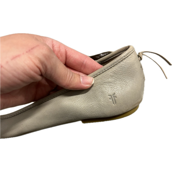 Frye Regina Ballet Leather Ash Grey Pointed Toe Flats Women's Size 10M - Picture 2 of 12